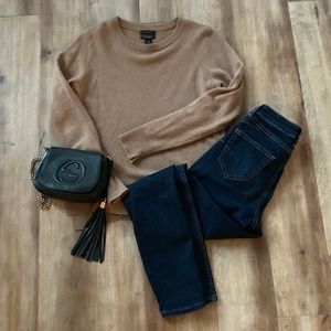Halogen 100% Cashmere Crew Neck Sweater
